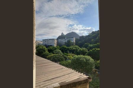 Apartamento à venda com 80m², 2 quartos e sem vaga