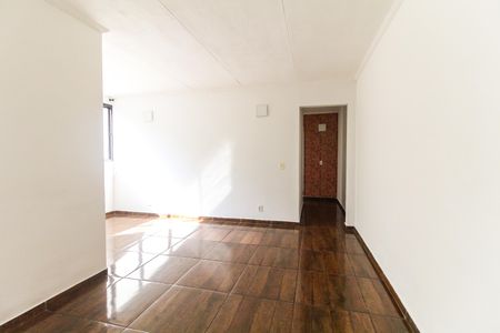 Sala de apartamento à venda com 3 quartos, 78m² em Itaquera, São Paulo