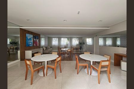 Apartamento à venda com 35m², 2 quartos e sem vaga Apartamento à venda com 35m², 2 quartos e sem vagaÁrea comum - Salão de festas