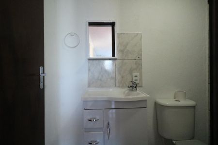 Apartamento para alugar com 45m², 2 quartos e 1 vaga Apartamento para alugar com 45m², 2 quartos e 1 vagaBanheiro