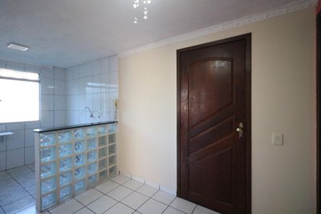 Sala de apartamento para alugar com 2 quartos, 45m² em Conceição, Diadema