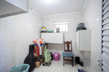 Casa à venda com 303m², 4 quartos e 6 vagasQuarto de serviço