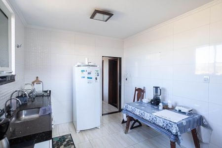 Casa à venda com 303m², 4 quartos e 6 vagasCozinha