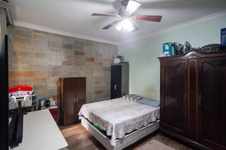 Casa à venda com 303m², 4 quartos e 6 vagasQuarto 2