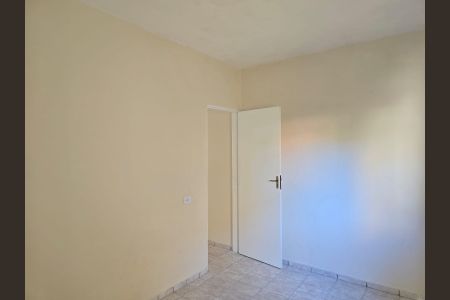 Quarto 01 de casa para alugar com 2 quartos, 75m² em Jardim Adriana, Guarulhos