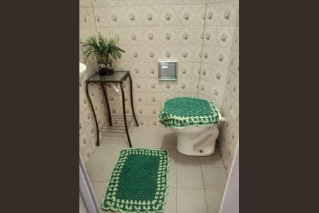 Banheiro  de casa à venda com 2 quartos, 125m² em Jardim Bela Vista, Santo André