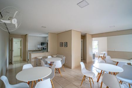 Apartamento à venda com 73m², 3 quartos e 2 vagasÁrea comum - Salão de festas