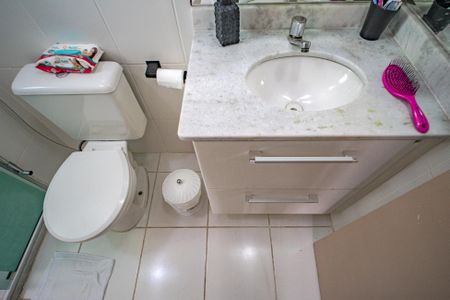Apartamento à venda com 73m², 3 quartos e 2 vagasBanheiro da Suíte