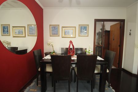 Apartamento à venda com 145m², 4 quartos e 2 vagasSala