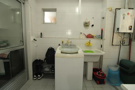 Apartamento à venda com 145m², 4 quartos e 2 vagasÁrea de Serviço