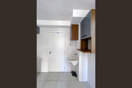 Apartamento para alugar com 34m², 2 quartos e sem vaga Apartamento para alugar com 34m², 2 quartos e sem vagaCozinha e Área de Serviço