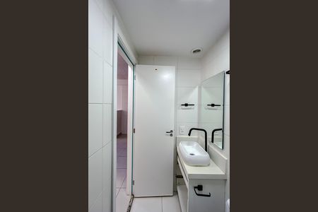 Apartamento para alugar com 34m², 2 quartos e sem vaga Apartamento para alugar com 34m², 2 quartos e sem vagaBanheiro