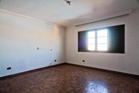 Casa para alugar com 3 quartos, 240m² em Jaguará, São Paulo