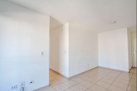 Sala de apartamento para alugar com 3 quartos, 67m² em Vila Sao Pedro, Santo André