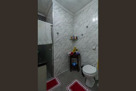 Casa para alugar com 110m², 2 quartos e 2 vagasBanheiro