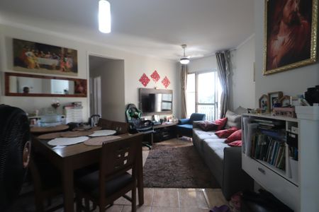 Sala de apartamento à venda com 2 quartos, 57m² em Sítio Pinheirinho, São Paulo