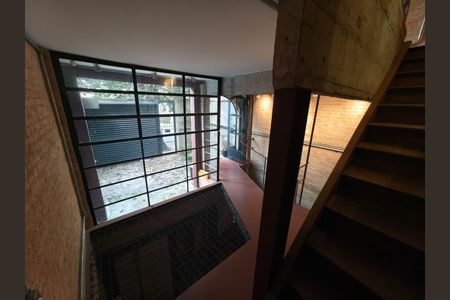 Casa para alugar com 230m², 2 quartos e 1 vaga Casa para alugar com 230m², 2 quartos e 1 vagaHall de Entrada