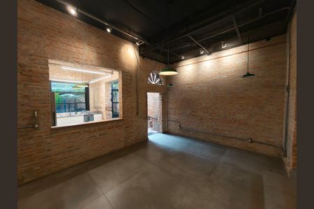 Sala de casa para alugar com 2 quartos, 230m² em Perdizes, São Paulo
