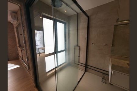 Casa para alugar com 230m², 2 quartos e 1 vaga Casa para alugar com 230m², 2 quartos e 1 vagaBanheiro