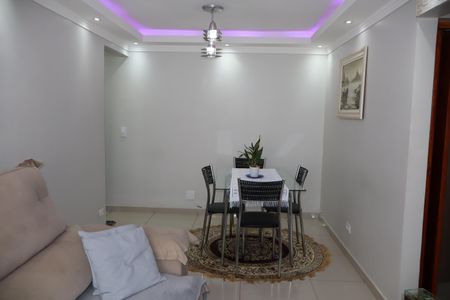 Sala de apartamento à venda com 2 quartos, 55m² em Conjunto Residencial Sitio Oratorio, São Paulo
