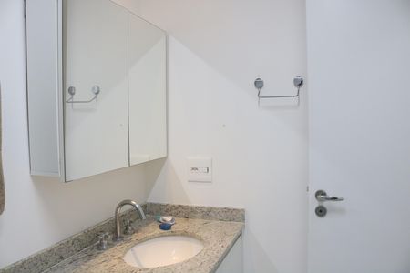 Apartamento para alugar com 100m², 3 quartos e 2 vagasBanheiro 1