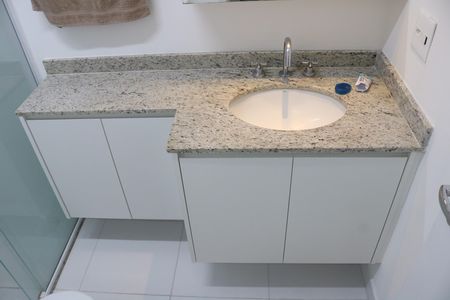Apartamento para alugar com 100m², 3 quartos e 2 vagasBanheiro 1
