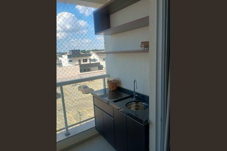 Apartamento para alugar com 72m², 3 quartos e 1 vaga Apartamento para alugar com 72m², 3 quartos e 1 vagaVaranda