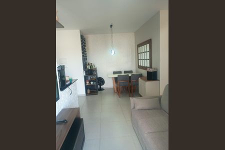 Sala de apartamento para alugar com 3 quartos, 72m² em Vila Branca, Jacareí