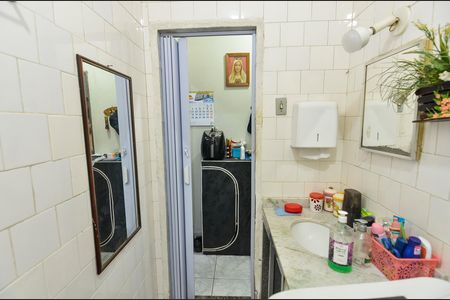 Apartamento à venda com 50m², 2 quartos e sem vagaBanheiro