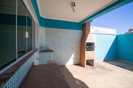 Casa de condomínio para alugar com 212m², 3 quartos e 3 vagasÁrea de Serviço