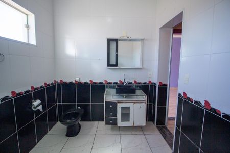 Casa de condomínio para alugar com 212m², 3 quartos e 3 vagasBanheiro da Suíte