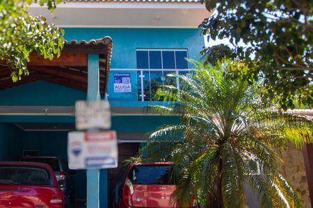 Casa de condomínio para alugar com 212m², 3 quartos e 3 vagasFachada