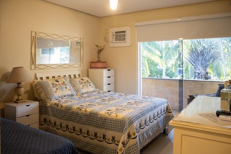 Casa de condomínio para alugar com 1200m², 8 quartos e 5 vagas Casa de condomínio para alugar com 1200m², 8 quartos e 5 vagasQuarto