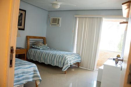 Casa de condomínio para alugar com 1200m², 8 quartos e 5 vagas Casa de condomínio para alugar com 1200m², 8 quartos e 5 vagasQuarto