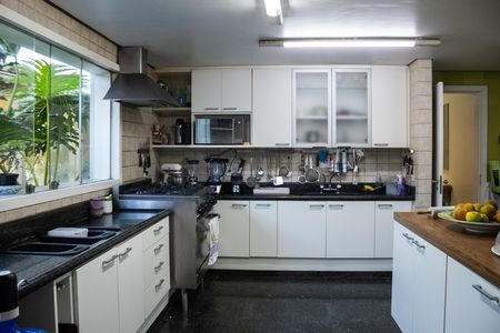 Casa de condomínio para alugar com 1200m², 8 quartos e 5 vagas Casa de condomínio para alugar com 1200m², 8 quartos e 5 vagasCozinha