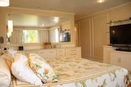 Casa de condomínio para alugar com 1200m², 8 quartos e 5 vagas Casa de condomínio para alugar com 1200m², 8 quartos e 5 vagasQuarto