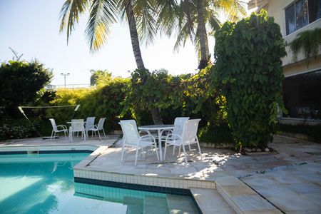 Casa de condomínio para alugar com 1200m², 8 quartos e 5 vagas Casa de condomínio para alugar com 1200m², 8 quartos e 5 vagasPiscina