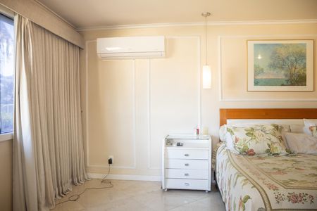 Casa de condomínio para alugar com 1200m², 8 quartos e 5 vagas Casa de condomínio para alugar com 1200m², 8 quartos e 5 vagasQuarto
