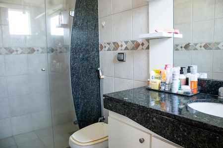 Casa de condomínio para alugar com 1200m², 8 quartos e 5 vagas Casa de condomínio para alugar com 1200m², 8 quartos e 5 vagasBanheiro