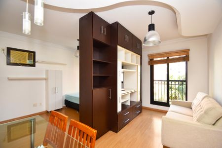entrada de kitnet/studio para alugar com 1 quarto, 33m² em Pinheiros, São Paulo