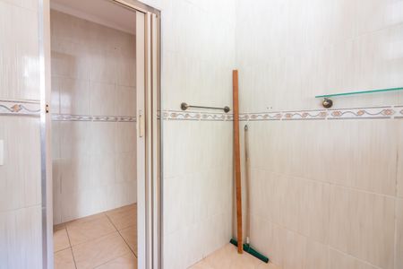 Casa para alugar com 70m², 2 quartos e 1 vagaBanheiro