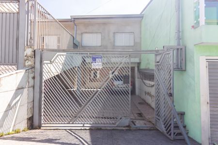 Casa para alugar com 70m², 2 quartos e 1 vagaFachada