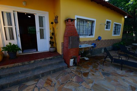 Casa para alugar com 1000m², 3 quartos e 10 vagasÁrea comum - Churrasqueira