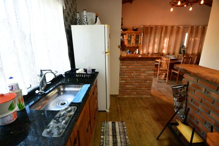 Casa para alugar com 1000m², 3 quartos e 10 vagasCozinha