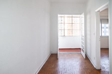 Apartamento para alugar com 74m², 2 quartos e sem vaga Apartamento para alugar com 74m², 2 quartos e sem vagaSala