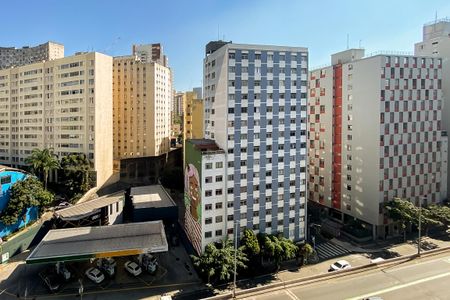 Apartamento para alugar com 74m², 2 quartos e sem vaga Apartamento para alugar com 74m², 2 quartos e sem vagaVaranda - Vista