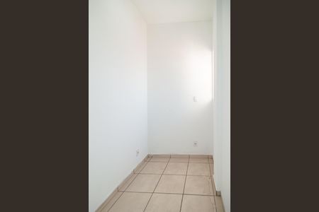 Apartamento para alugar com 74m², 2 quartos e sem vaga Apartamento para alugar com 74m², 2 quartos e sem vagaEscritório / Quarto 1