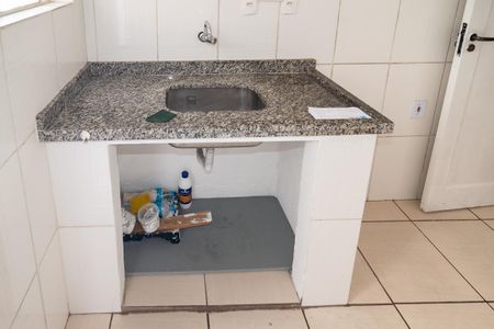 Apartamento para alugar com 74m², 2 quartos e sem vaga Apartamento para alugar com 74m², 2 quartos e sem vagaCozinha