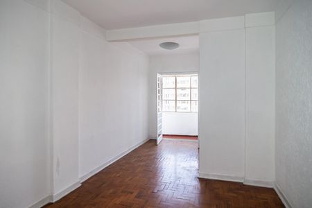 Apartamento para alugar com 74m², 2 quartos e sem vaga Apartamento para alugar com 74m², 2 quartos e sem vagaSala