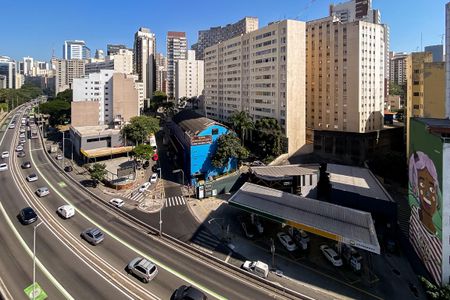 Apartamento para alugar com 74m², 2 quartos e sem vaga Apartamento para alugar com 74m², 2 quartos e sem vagaVaranda - Vista